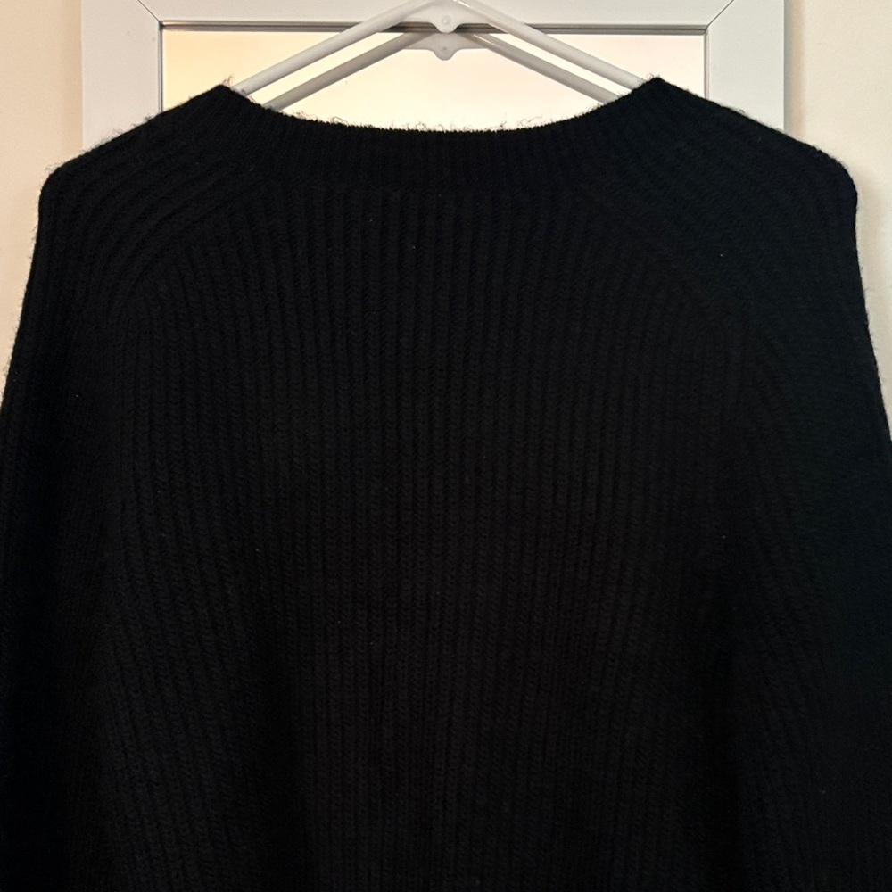 Abercrombie & Fitch Black Ribbed Button Cardigan - Picture 4 of 4